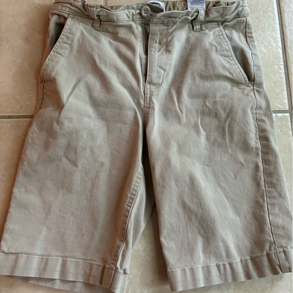 Boys khaki shorts sz 14 with adjustable waist, from Old Navy